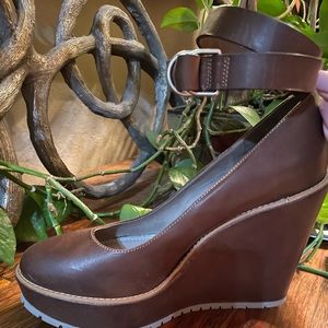 Brand New Brunello Cucinelli Leather Ankle Wrap Wedge
